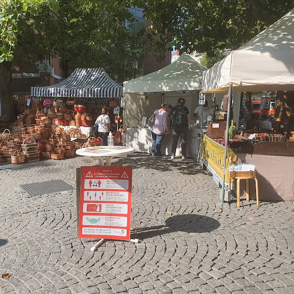 Stadtmarkt Rotkreuzplatz